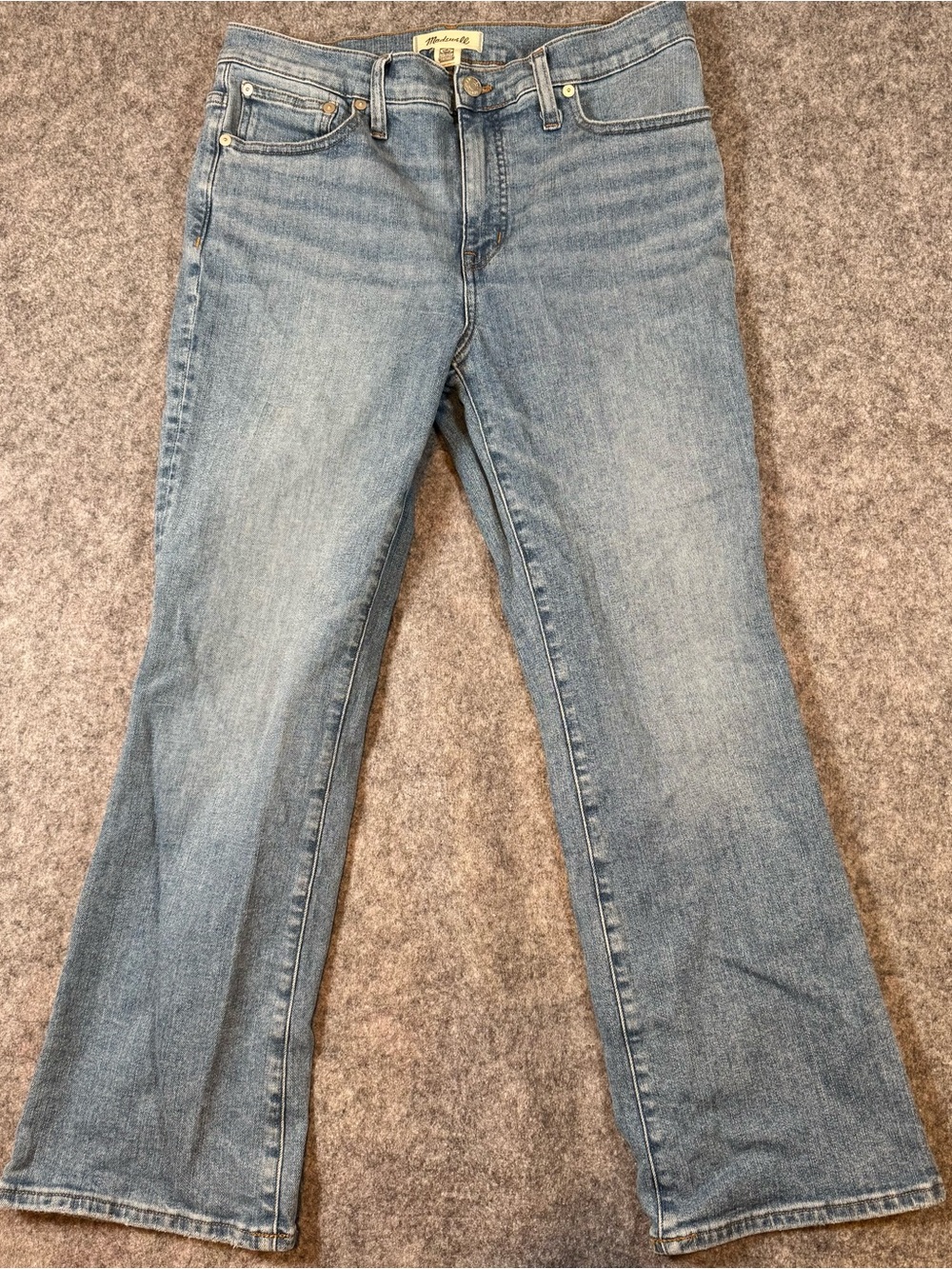Madewell Mid-Rise Kick Out Jeans Size 29 Light Wash Flare Denim